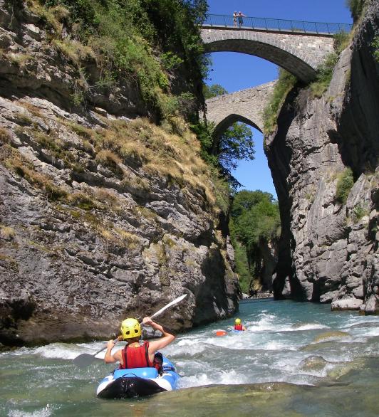 Kayak près de Serre Ponçon